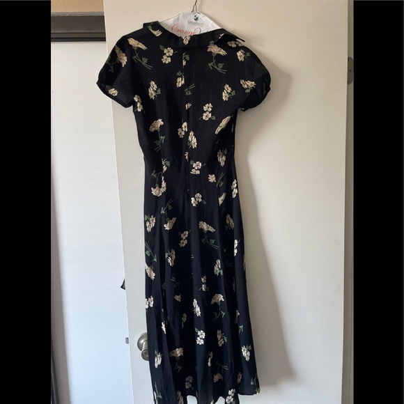 Reformation button front midi dress xs - Picture 9 of 9